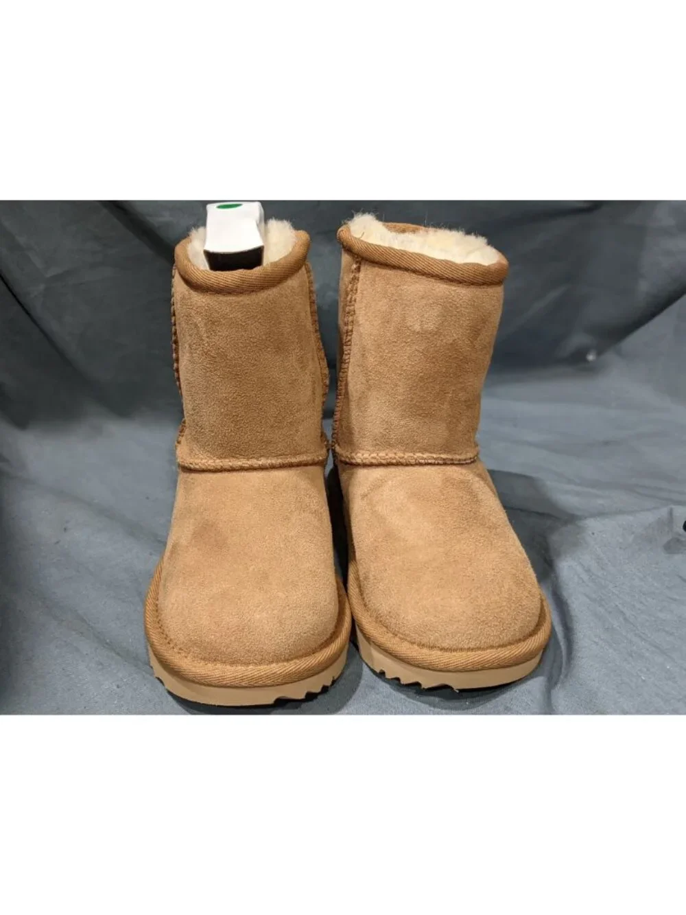 UGG Australia Toddlers Classic II Boots Pull-On Tan Size 8 NEW IN BOX!